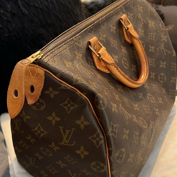 LV SPEEDY 35 - Picture 5 of 16
